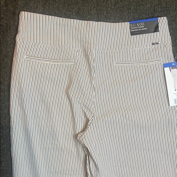 NWT S.C.&CO Striped Slim Leg Stretch Pants Medium sz 10 - Picture 10 of 12